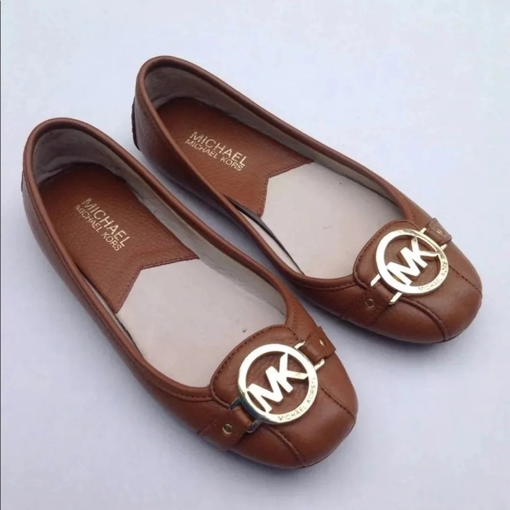 Michael kors flats women’s size 6.5M